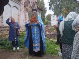 Молебны, храм Сретения